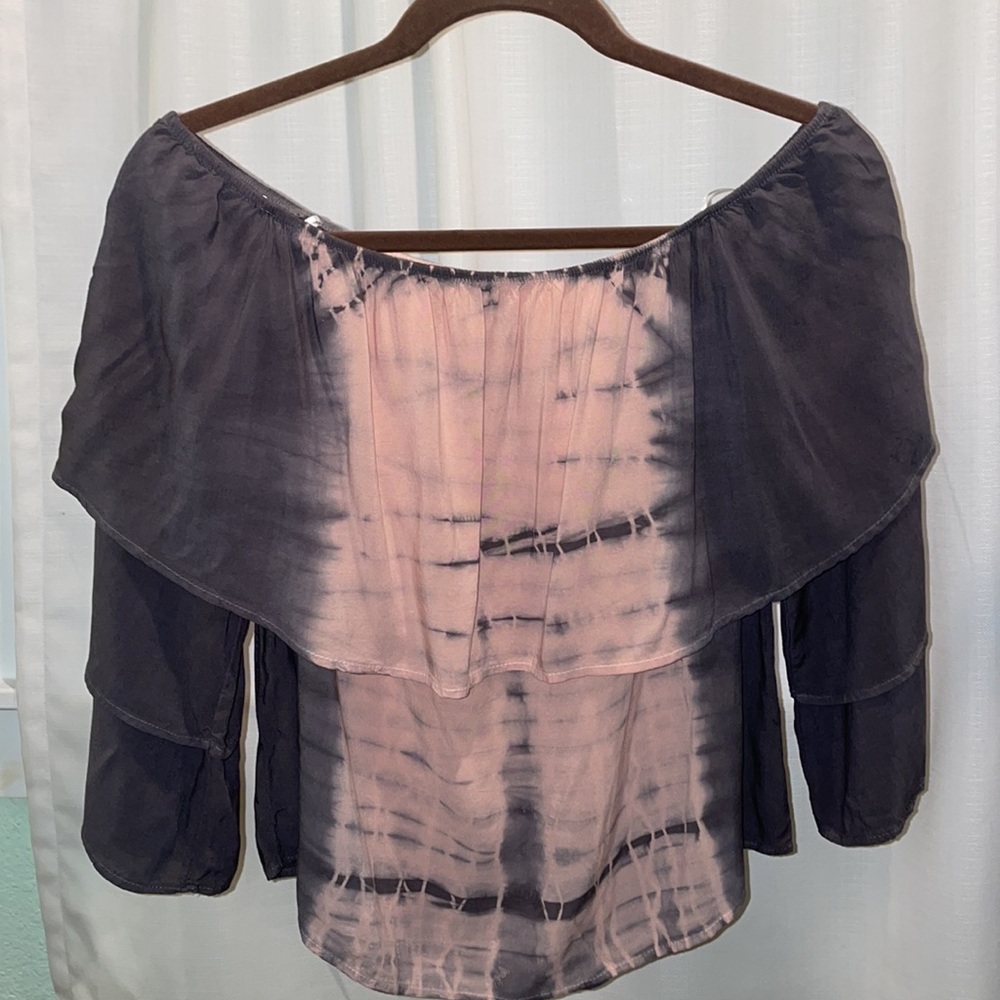 Grey/Pink off the shoulder 3/4 sleeve top